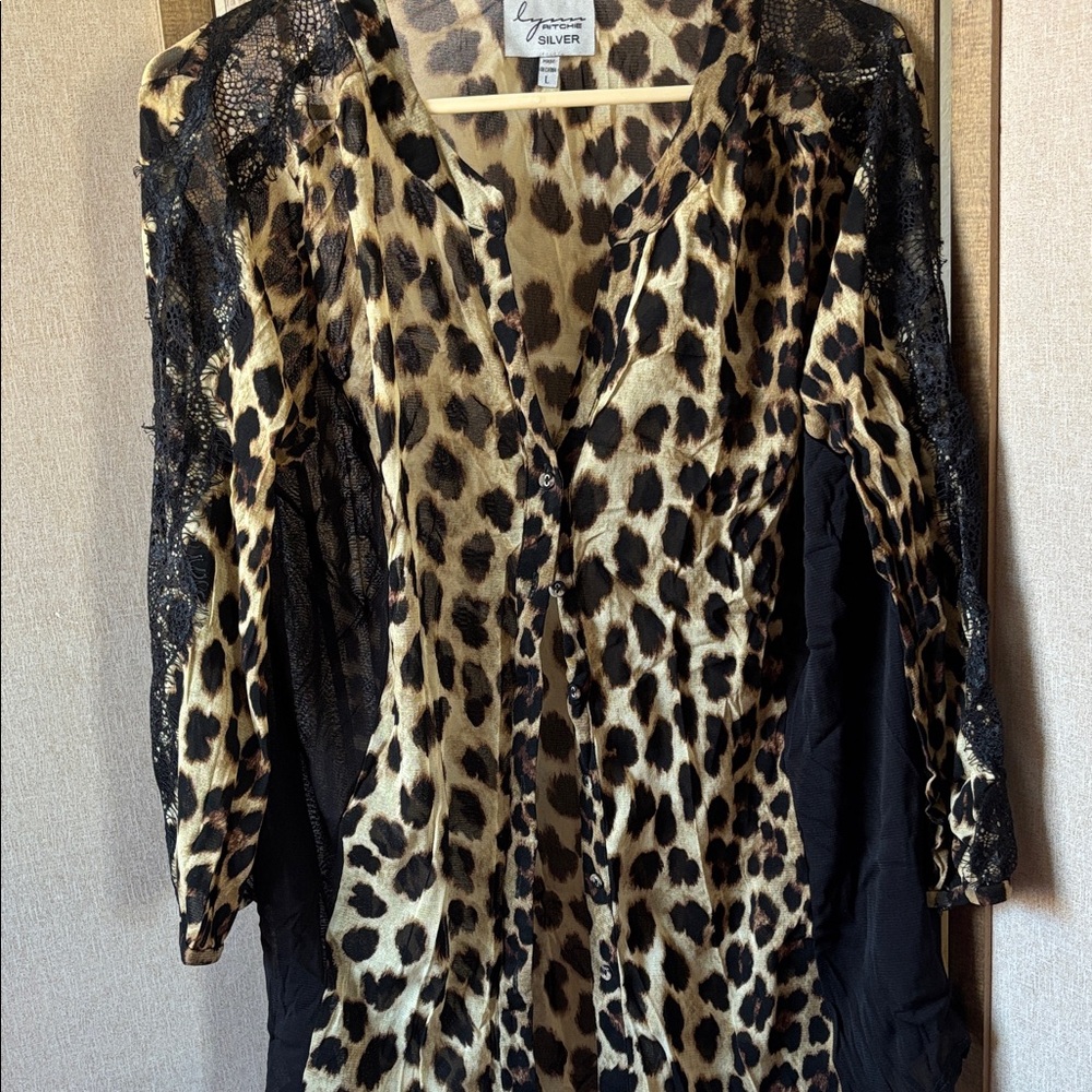 FINAL MARKDOWN Leopard Print Blouse large